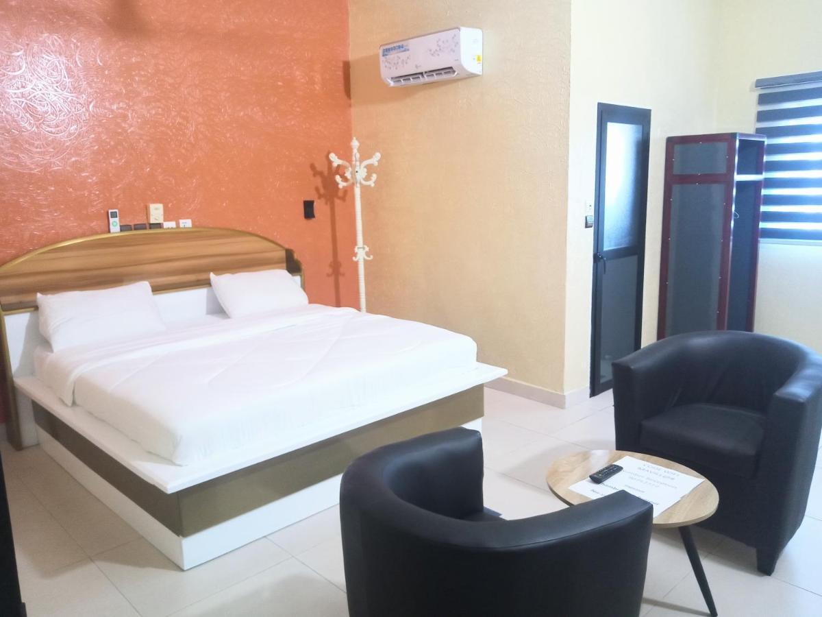 Hotel Mavilla Cotonou Ngoại thất bức ảnh