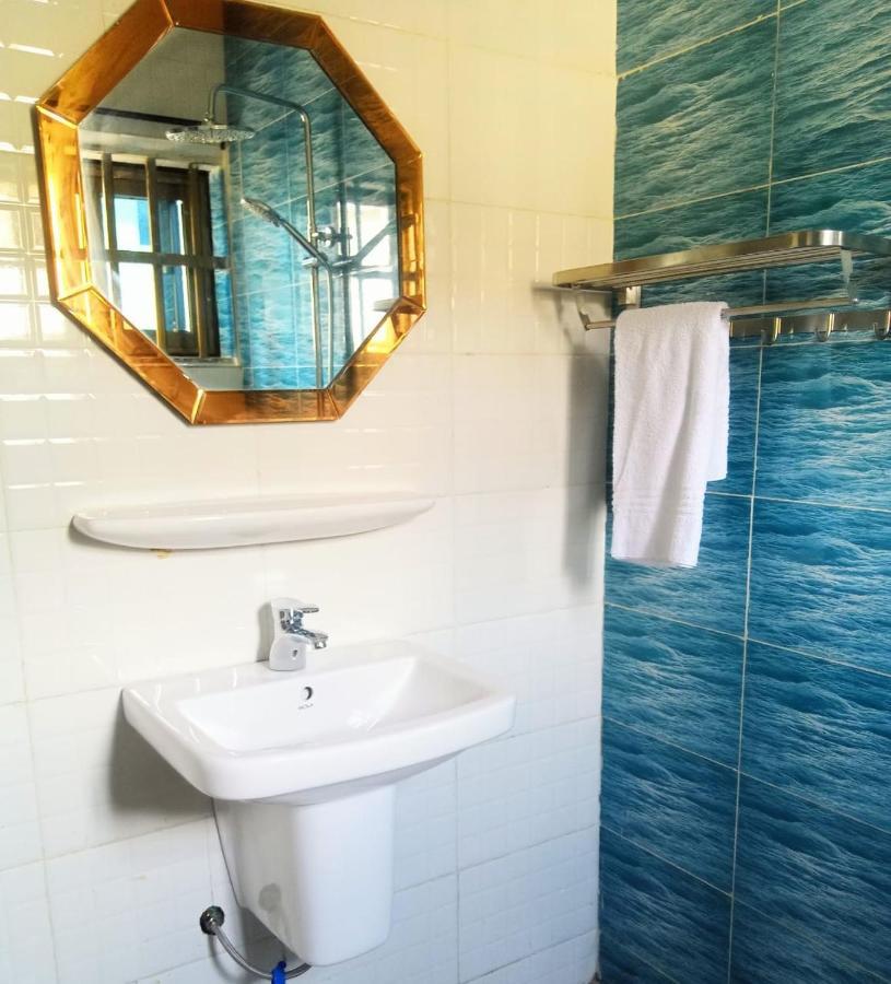 Hotel Mavilla Cotonou Ngoại thất bức ảnh