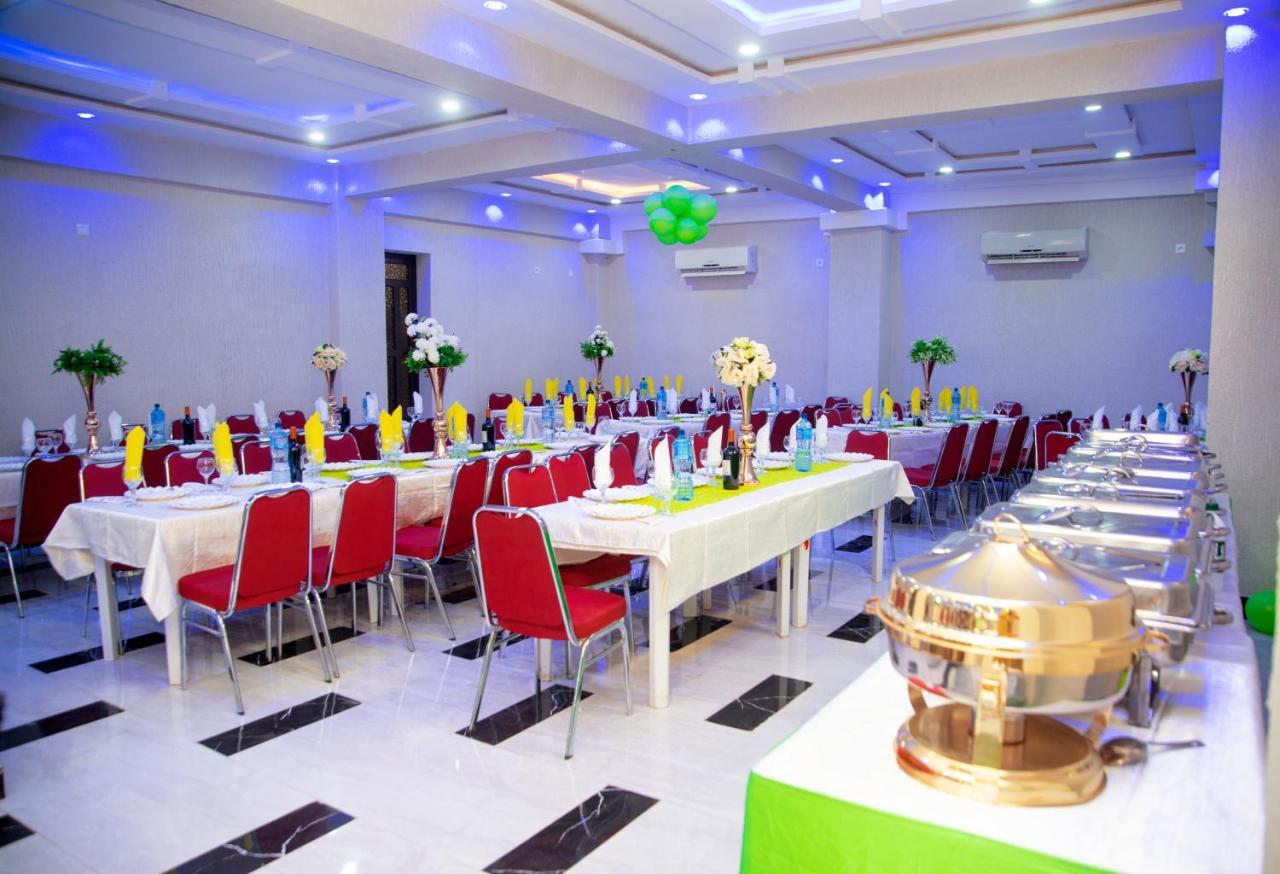 Hotel Mavilla Cotonou Ngoại thất bức ảnh