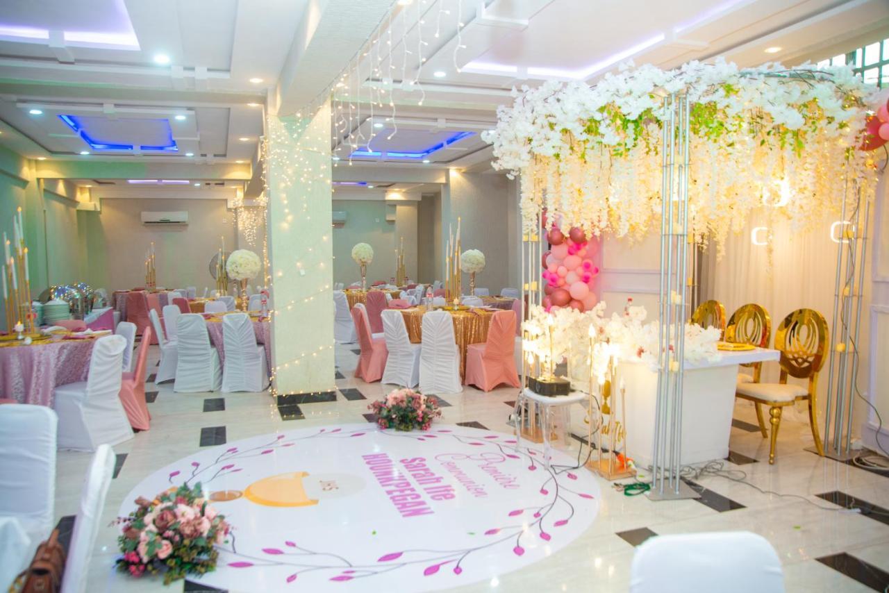 Hotel Mavilla Cotonou Ngoại thất bức ảnh