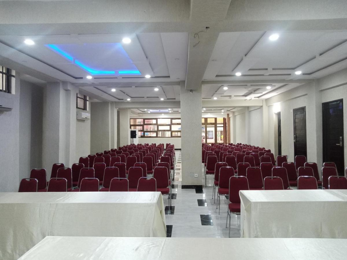 Hotel Mavilla Cotonou Ngoại thất bức ảnh