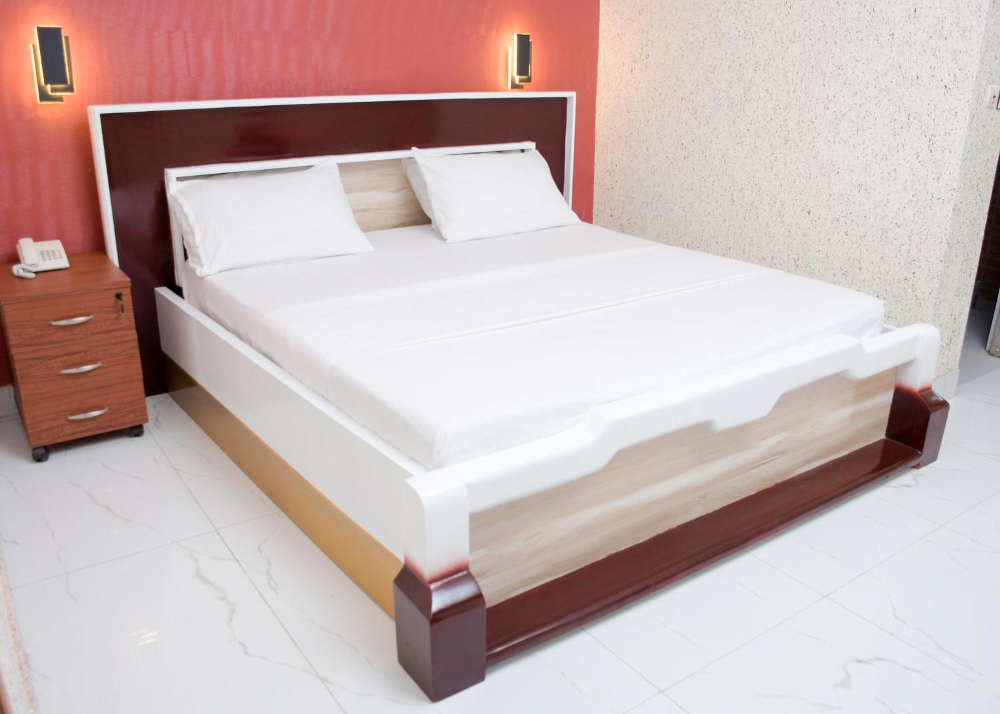 Hotel Mavilla Cotonou Ngoại thất bức ảnh