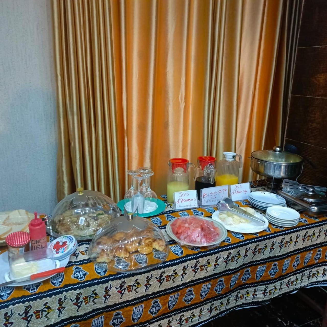Hotel Mavilla Cotonou Ngoại thất bức ảnh