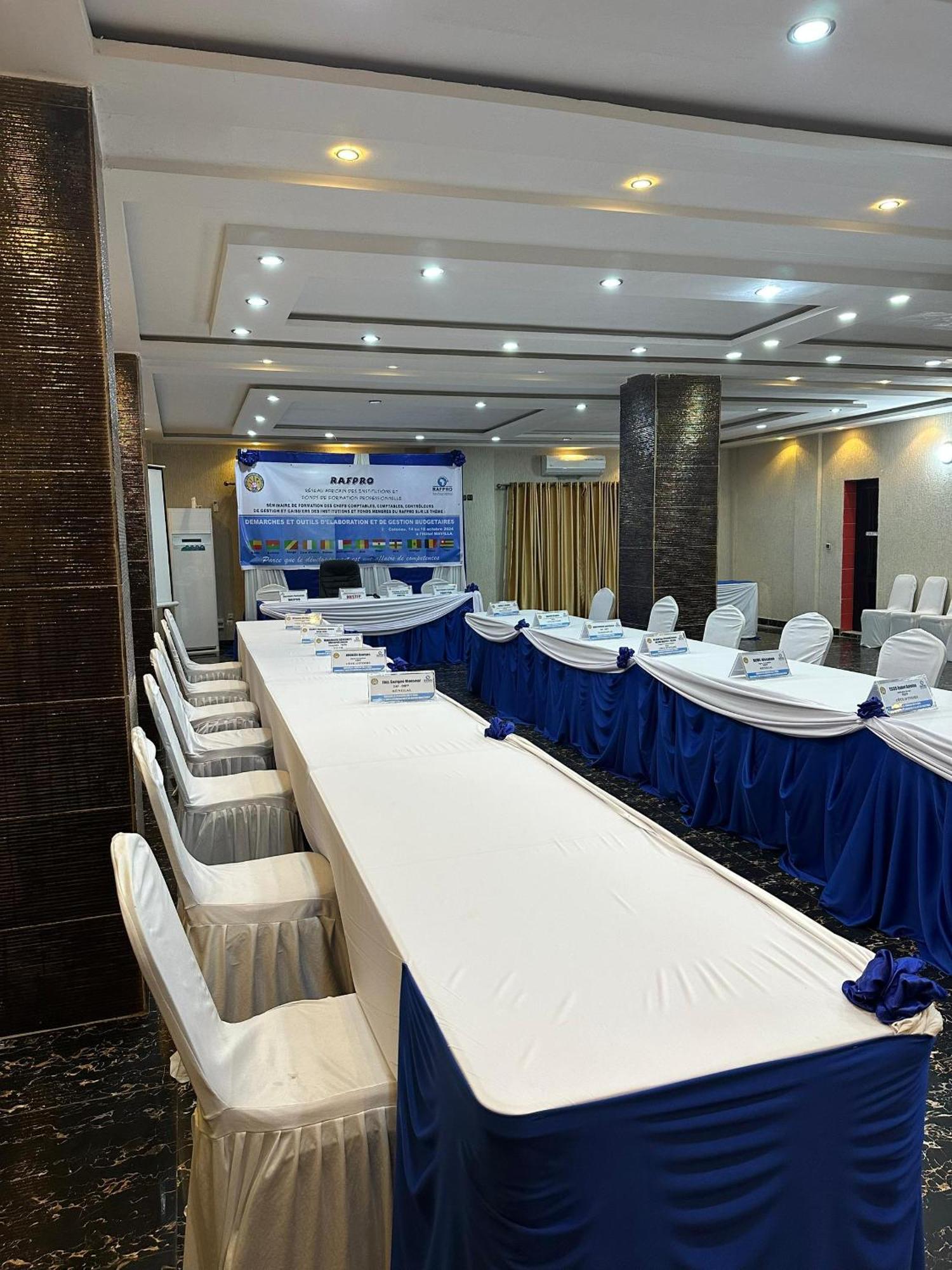 Hotel Mavilla Cotonou Ngoại thất bức ảnh
