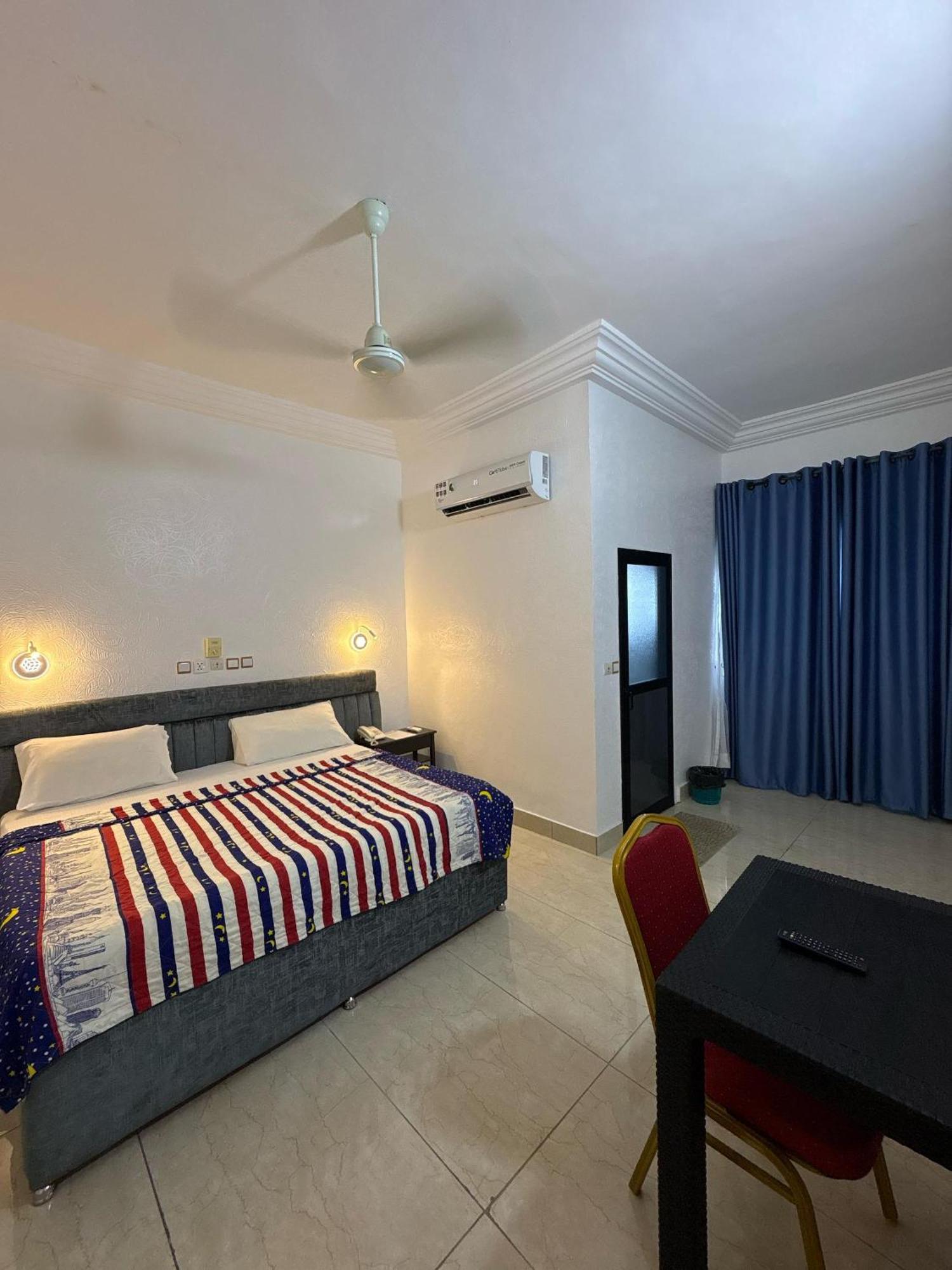 Hotel Mavilla Cotonou Ngoại thất bức ảnh