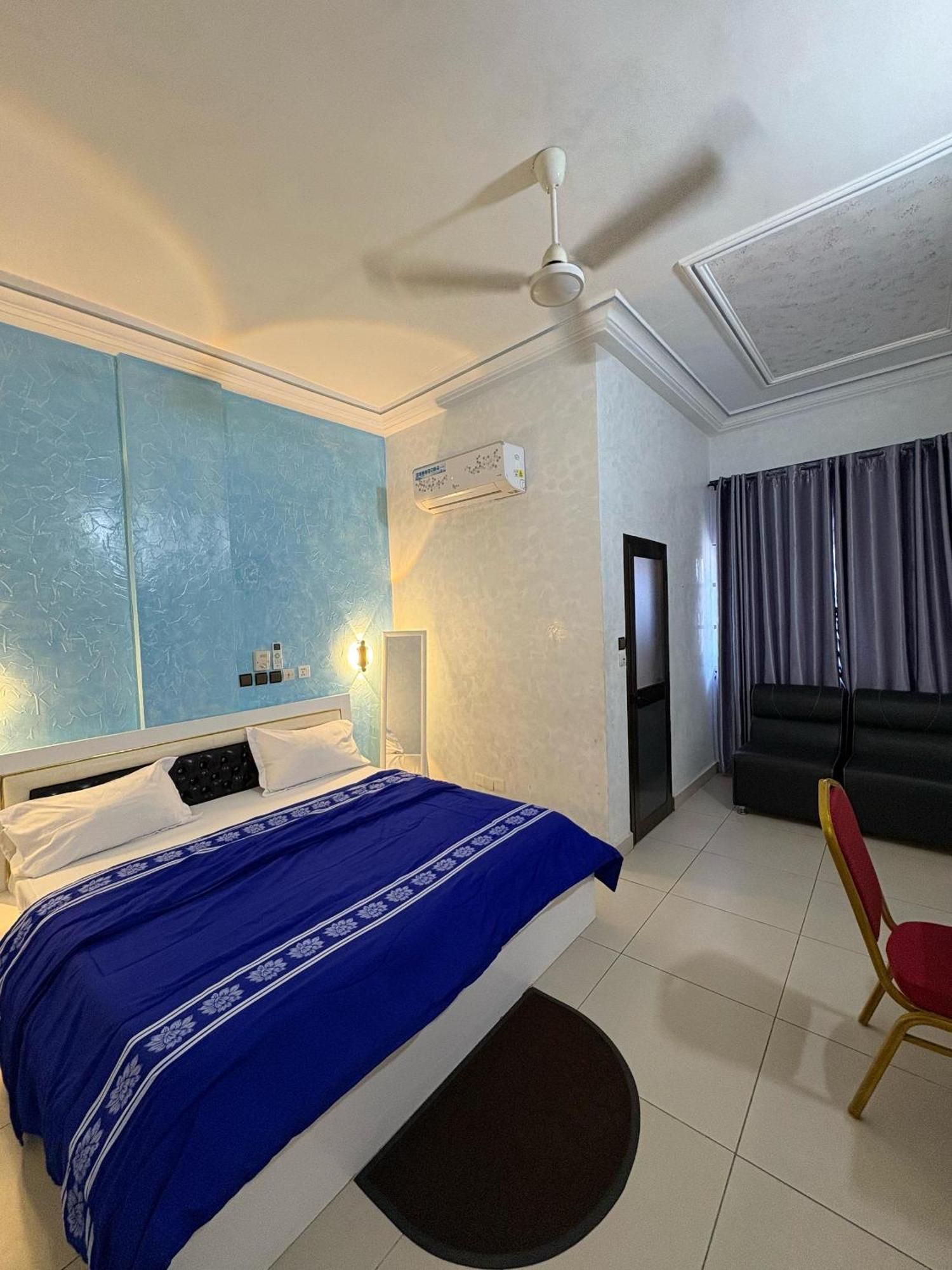 Hotel Mavilla Cotonou Ngoại thất bức ảnh